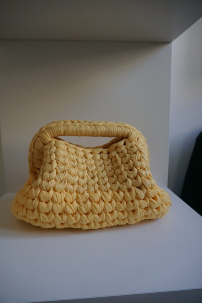 Basic-yellow